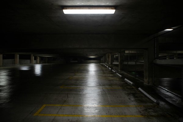 Comment choisir le bon système d'aération pour un sous-sol humide?